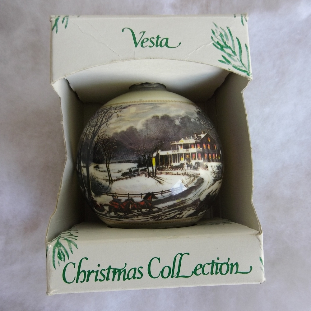 VESTA Corning Currier & Ives Scene Glass Ornament